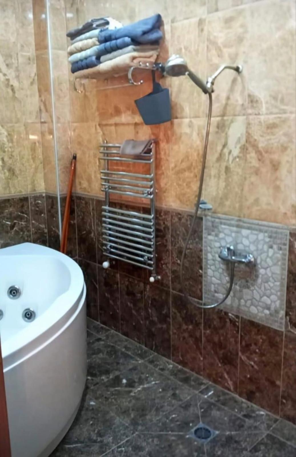 Appartement Gio à Batoumi Extérieur photo